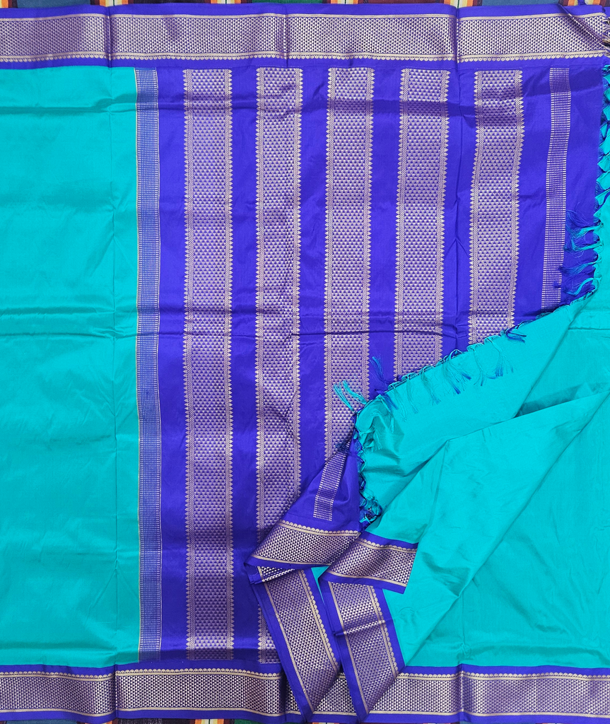 10 yards Pure Silk Saree Turquoise Blue with Royal Blue Border