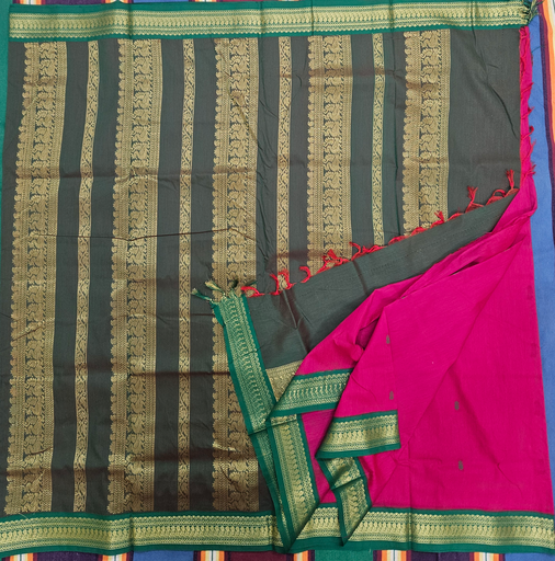 9 yards Kalyani cotton Majanta/Manthulir green Border