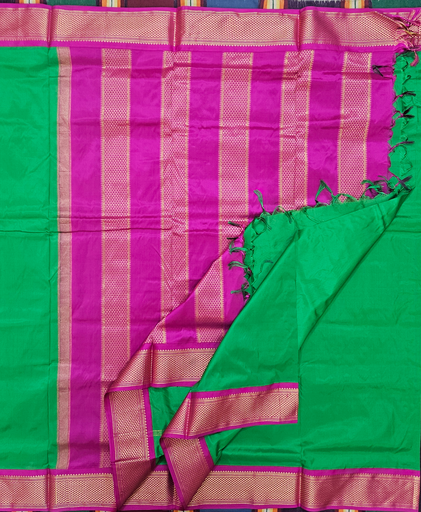 🦜 10 Yards Soft Silk Madisar – Parrot Green with Magenta Grand Border