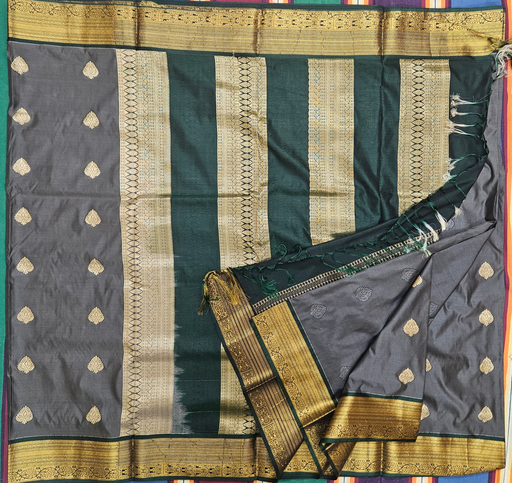 11 yards Soft Semi Silk Grey /Green rich pallu