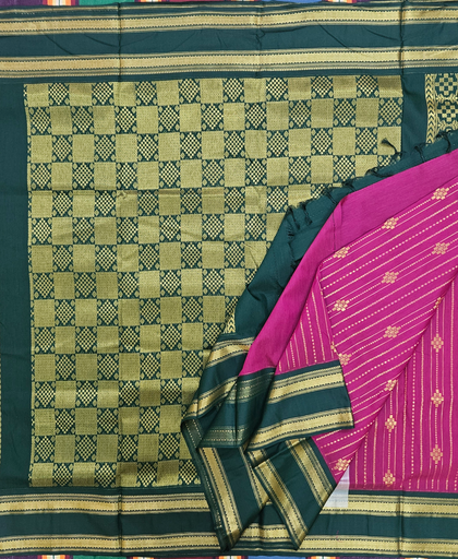 10 yards Kalyani Silk Majenta /Green Grand Pallu